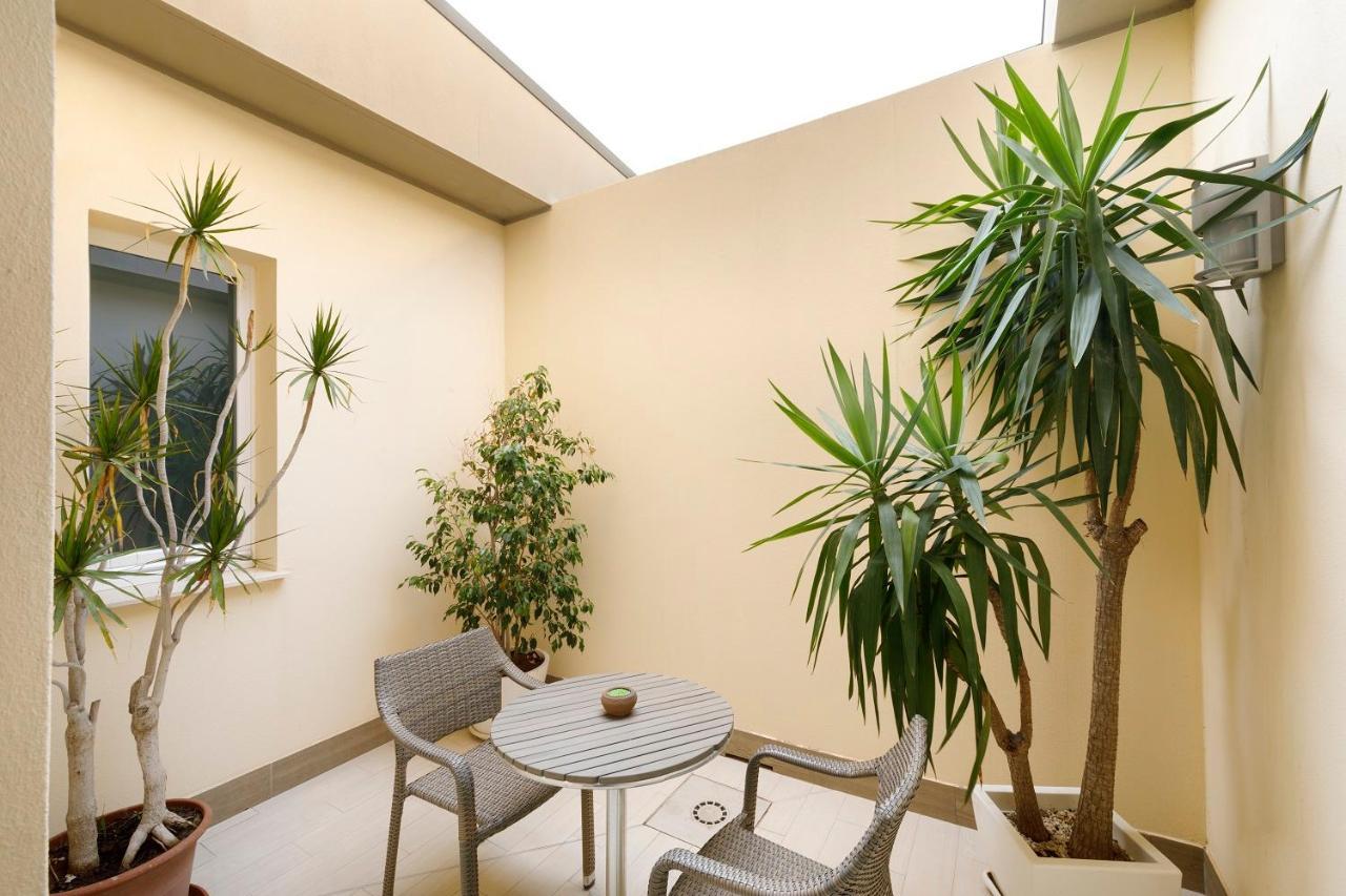 Hotel La Villa Del Mare Cagliari Buitenkant foto